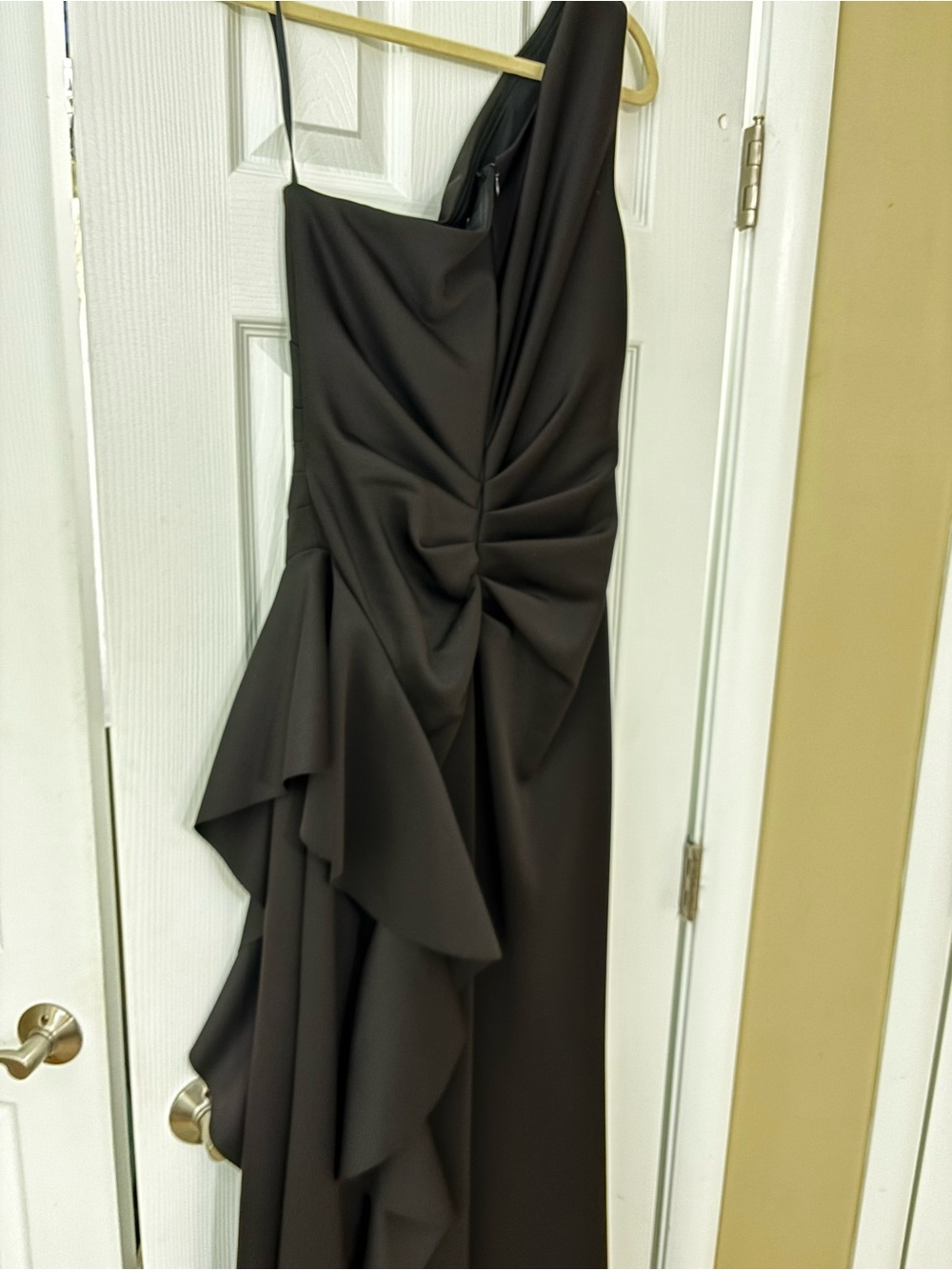 Xscape 10 formal black evening gown - Picture 5 of 12